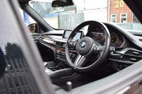 USED 2017 17 BMW X5 4.4 M 5d 568 BHP PAN ROOF / SOFT CLOSE / CARBON