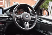 USED 2017 17 BMW X5 4.4 M 5d 568 BHP PAN ROOF / SOFT CLOSE / CARBON
