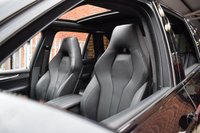 USED 2017 17 BMW X5 4.4 M 5d 568 BHP PAN ROOF / SOFT CLOSE / CARBON