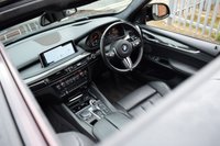 USED 2017 17 BMW X5 4.4 M 5d 568 BHP PAN ROOF / SOFT CLOSE / CARBON