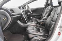 USED 2018 18 VOLVO V40 2.0 D3 R-DESIGN PRO 5d 148 BHP + HUGE SPECIFICATION +