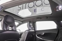 USED 2018 18 VOLVO V40 2.0 D3 R-DESIGN PRO 5d 148 BHP + HUGE SPECIFICATION +