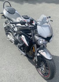 USED 2017 17 TRIUMPH STREET TRIPLE RS 765cc Roadster Naked A lovely, well cared for, FSH, low mileage Street Triple RS