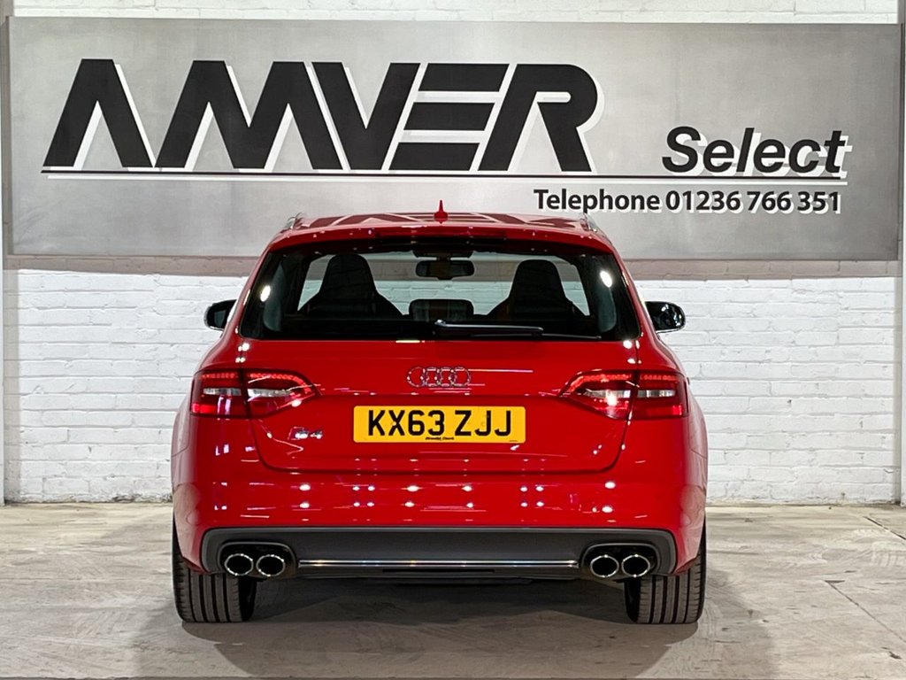 USED 2013 63 AUDI A4 3.0 S4 AVANT QUATTRO 5d 329 BHP 