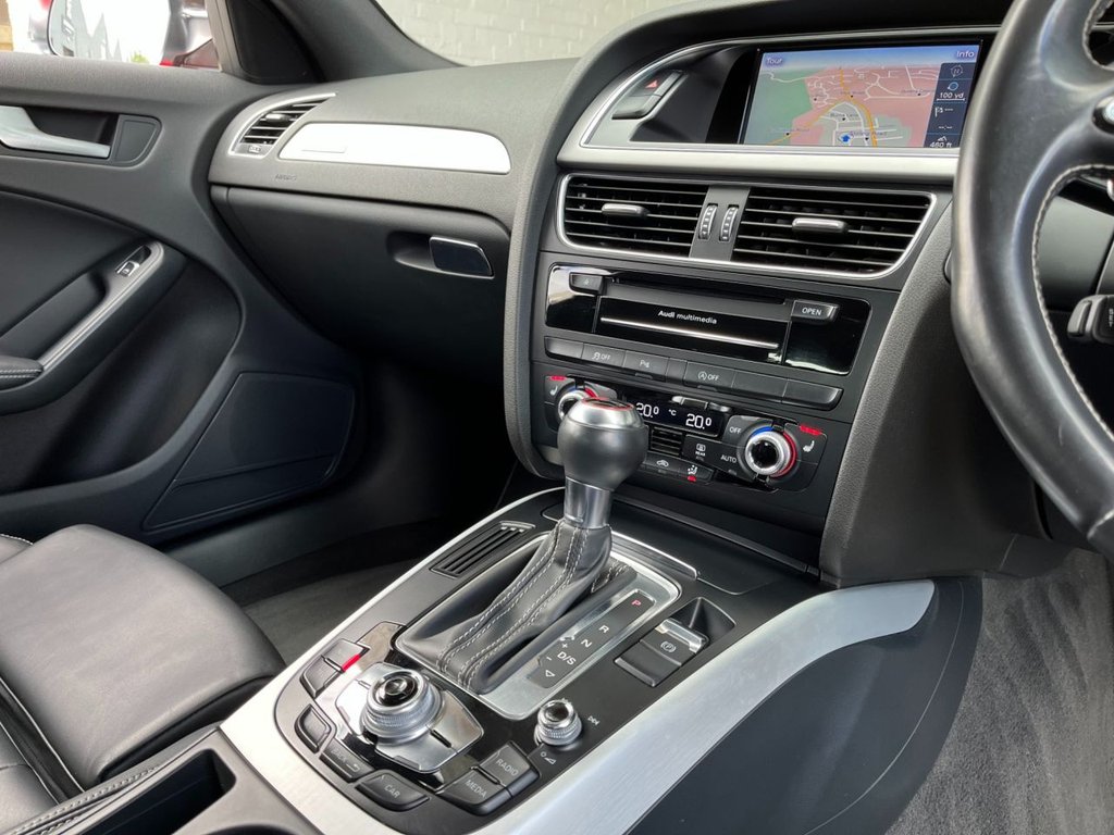 USED 2013 63 AUDI A4 3.0 S4 AVANT QUATTRO 5d 329 BHP 