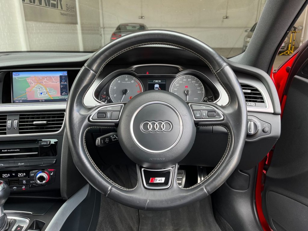 USED 2013 63 AUDI A4 3.0 S4 AVANT QUATTRO 5d 329 BHP 