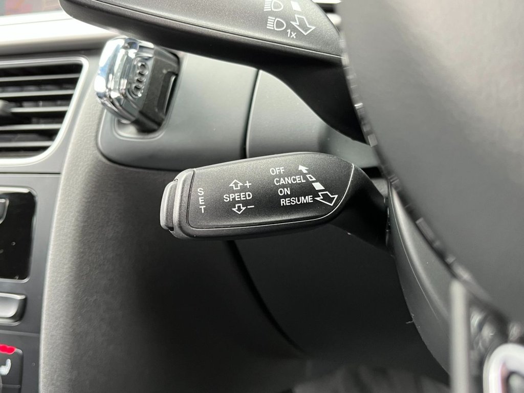 USED 2013 63 AUDI A4 3.0 S4 AVANT QUATTRO 5d 329 BHP 
