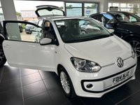 USED 2014 14 VOLKSWAGEN UP 1.0 HIGH UP 3d 74 BHP AIR CONDITIONING - AUX IN SOCKET - HEATED SEATS - DRIVER SEAT HEIGHT ADJUSTMENT -  ALLOY WHEELS - FRONT FOG LIGHTS