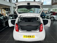 USED 2014 14 VOLKSWAGEN UP 1.0 HIGH UP 3d 74 BHP AIR CONDITIONING - AUX IN SOCKET - HEATED SEATS - DRIVER SEAT HEIGHT ADJUSTMENT -  ALLOY WHEELS - FRONT FOG LIGHTS
