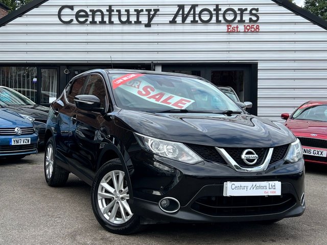 2014 Nissan Qashqai 1.5 dCi Acenta PREMIUM 5dr - GLASS ROOF