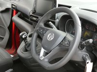 USED 2019 19 VAUXHALL COMBO LIFE 1.2 ENERGY S/S 5d 109 BHP 5 SEAT SAT NAV PARKING SENSORS