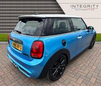 USED 2016 65 MINI HATCH COOPER 2.0 COOPER S 3d 189 BHP SAT NAV - BLUETOOTH - 18" ALLOYS - CHILI PACK - MINI EXCITEMENT PACK - MEDIA XL PACK - MINI DRIVING MODES - MULTIFUNCTION STEERING WHEEL - AUTOMATIC AIR CONDITIONING - CROSS PUNCH LEATHER SEATS