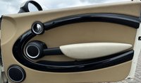 USED 2010 10 MINI CONVERTIBLE 1.6 ONE 2d 98 BHP BLUETOOTH HANDSFREE - AIR CONDITIONING - 17" CROWN SPOKE ALLOYS - HEIGHT ADJUSTABLE SEATS (DRIVER AND PASSENGER) -