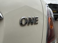 USED 2010 10 MINI CONVERTIBLE 1.6 ONE 2d 98 BHP BLUETOOTH HANDSFREE - AIR CONDITIONING - 17" CROWN SPOKE ALLOYS - HEIGHT ADJUSTABLE SEATS (DRIVER AND PASSENGER) -