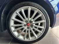 USED 2016 66 JAGUAR XE 2.0 PORTFOLIO 4d 178 BHP SATELITE NAVIGATION - PARK ASSIST - BLUETOOTH HANDSFREE - USB INPUT - XENON HEADLAMPS - 19" ALLOYS - HEATED SEATS - HEATED WINDSCREEN - HEATED STEERING WHEEL