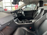 USED 2016 66 JAGUAR XE 2.0 PORTFOLIO 4d 178 BHP SATELITE NAVIGATION - PARK ASSIST - BLUETOOTH HANDSFREE - USB INPUT - XENON HEADLAMPS - 19" ALLOYS - HEATED SEATS - HEATED WINDSCREEN - HEATED STEERING WHEEL