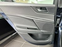 USED 2016 66 JAGUAR XE 2.0 PORTFOLIO 4d 178 BHP SATELITE NAVIGATION - PARK ASSIST - BLUETOOTH HANDSFREE - USB INPUT - XENON HEADLAMPS - 19" ALLOYS - HEATED SEATS - HEATED WINDSCREEN - HEATED STEERING WHEEL