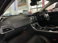 USED 2016 66 JAGUAR XE 2.0 PORTFOLIO 4d 178 BHP SATELITE NAVIGATION - PARK ASSIST - BLUETOOTH HANDSFREE - USB INPUT - XENON HEADLAMPS - 19" ALLOYS - HEATED SEATS - HEATED WINDSCREEN - HEATED STEERING WHEEL