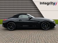 USED 2019 69 BMW Z4 3.0 Z4 M40I 2d 336 BHP BLACK PACK - COMFORT PACK - TECHNOLOGY PACK - ENHANCED BLUETOOTH WITH WIRELESS CHARGING - PARKING ASSISTANT - SAT NAV - USB INPUT - THROUGH LODING SYSTEM - 19" GLOSS BLACK ALLOYS
