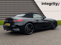 USED 2019 69 BMW Z4 3.0 Z4 M40I 2d 336 BHP BLACK PACK - COMFORT PACK - TECHNOLOGY PACK - ENHANCED BLUETOOTH WITH WIRELESS CHARGING - PARKING ASSISTANT - SAT NAV - USB INPUT - THROUGH LODING SYSTEM - 19" GLOSS BLACK ALLOYS