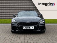 USED 2019 69 BMW Z4 3.0 Z4 M40I 2d 336 BHP BLACK PACK - COMFORT PACK - TECHNOLOGY PACK - ENHANCED BLUETOOTH WITH WIRELESS CHARGING - PARKING ASSISTANT - SAT NAV - USB INPUT - THROUGH LODING SYSTEM - 19" GLOSS BLACK ALLOYS