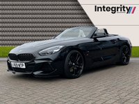 USED 2019 69 BMW Z4 3.0 Z4 M40I 2d 336 BHP BLACK PACK - COMFORT PACK - TECHNOLOGY PACK - ENHANCED BLUETOOTH WITH WIRELESS CHARGING - PARKING ASSISTANT - SAT NAV - USB INPUT - THROUGH LODING SYSTEM - 19" GLOSS BLACK ALLOYS