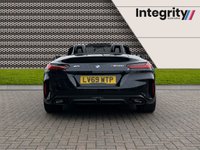USED 2019 69 BMW Z4 3.0 Z4 M40I 2d 336 BHP BLACK PACK - COMFORT PACK - TECHNOLOGY PACK - ENHANCED BLUETOOTH WITH WIRELESS CHARGING - PARKING ASSISTANT - SAT NAV - USB INPUT - THROUGH LODING SYSTEM - 19" GLOSS BLACK ALLOYS