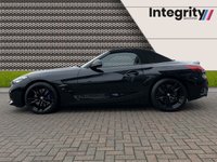USED 2019 69 BMW Z4 3.0 Z4 M40I 2d 336 BHP BLACK PACK - COMFORT PACK - TECHNOLOGY PACK - ENHANCED BLUETOOTH WITH WIRELESS CHARGING - PARKING ASSISTANT - SAT NAV - USB INPUT - THROUGH LODING SYSTEM - 19" GLOSS BLACK ALLOYS