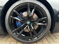 USED 2019 69 BMW Z4 3.0 Z4 M40I 2d 336 BHP BLACK PACK - COMFORT PACK - TECHNOLOGY PACK - ENHANCED BLUETOOTH WITH WIRELESS CHARGING - PARKING ASSISTANT - SAT NAV - USB INPUT - THROUGH LODING SYSTEM - 19" GLOSS BLACK ALLOYS