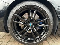USED 2019 69 BMW Z4 3.0 Z4 M40I 2d 336 BHP BLACK PACK - COMFORT PACK - TECHNOLOGY PACK - ENHANCED BLUETOOTH WITH WIRELESS CHARGING - PARKING ASSISTANT - SAT NAV - USB INPUT - THROUGH LODING SYSTEM - 19" GLOSS BLACK ALLOYS