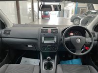 USED 2007 07 VOLKSWAGEN GOLF 1.6 S FSI 5d 114 BHP 