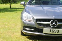 USED 2015 65 MERCEDES-BENZ SLK 250d (204) 2dr Tiptronic Automatic Euro 6 (Panoramic Sunroof, Vario Convertible, Air Scarf, Heated Seats, Comand Navigation) !! NATIONWIDE DELIVERY AVAILABLE !!