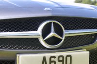 USED 2015 65 MERCEDES-BENZ SLK 250d (204) 2dr Tiptronic Automatic Euro 6 (Panoramic Sunroof, Vario Convertible, Air Scarf, Heated Seats, Comand Navigation) !! NATIONWIDE DELIVERY AVAILABLE !!