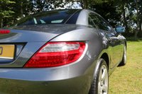 USED 2015 65 MERCEDES-BENZ SLK 250d (204) 2dr Tiptronic Automatic Euro 6 (Panoramic Sunroof, Vario Convertible, Air Scarf, Heated Seats, Comand Navigation) !! NATIONWIDE DELIVERY AVAILABLE !!