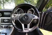 USED 2015 65 MERCEDES-BENZ SLK 250d (204) 2dr Tiptronic Automatic Euro 6 (Panoramic Sunroof, Vario Convertible, Air Scarf, Heated Seats, Comand Navigation) !! NATIONWIDE DELIVERY AVAILABLE !!