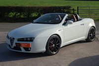 USED 2008 08 ALFA ROMEO SPIDER 2.2 JTS LIMITED EDITION 2d 185 BHP 2008 ALFA ROMEO SPIDER 2.2 JTS LIMITED EDITION 2d 185 BHP CONVERTIBLE ELECTRIC ROOF TAN LEATHER STUNNING CONDITION 19" ALLOYS CLIMATE AIR CON FSH MOT RAC WARRANTY PEARL WHITE