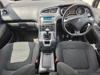 USED 2014 63 PEUGEOT 5008 1.6 HDI ALLURE 5d 115 BHP PEUGEOT 5008 1.6 HDI ALLURE 5d 115 BHP