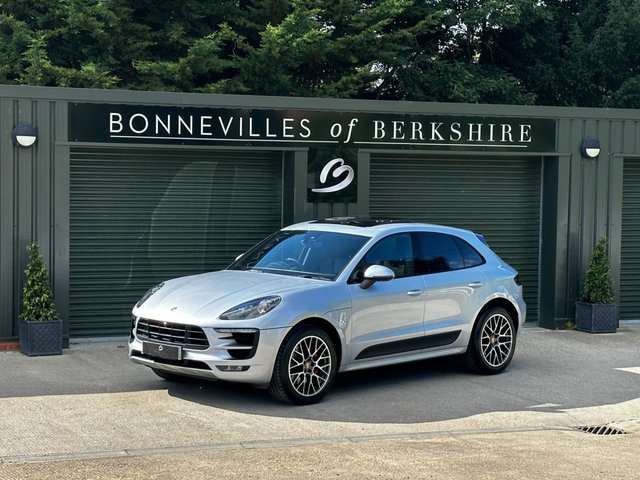 2018 18 Porsche Macan GTS PDK