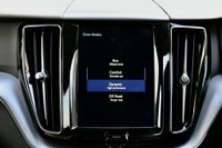 USED 2020 20 VOLVO XC60 2.0 D4 Inscription Auto AWD Euro 6 (s/s) 5dr 1 OWNER*SATNAV*REVCAM*CRUISE*