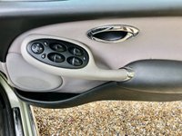 USED 2001 Y ROVER 75  2.0 CONNOISSEUR CDT TOURER 5d 114 BHP //BMW ENGINE// STUNNING EXAMPLE PURCHASED BY ELDERLY 91 YEAR OLD FROM MAYS OF DORKING IN 2002 AND HAS BEEN MAINTAINED EVERY YEAR THEREAFTER ///// IMMACULATE THROUGHOUT ////FULL LEATHER//ELECTRIC SUNROOF 114 BHP // STUNNING EXAMPLE PURCHASED BY ELDERLY 91 YEAR OLD FROM MAYS OF DORKING IN 2002 AND HAS BEEN MAINTAINED EVERY YEAR THEREAFTER ///// IMMACULATE THROUGHOUT ////FULL LEATHER//ELECTRIC SUNROOF