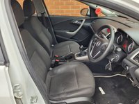 USED 2011 61 VAUXHALL ASTRA 1.7 EXCITE CDTI 5d 108 BHP FULL HISTORY + TIMING BELT KIT KIT