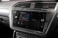 USED 2017 67 VOLKSWAGEN TIGUAN 2.0 R LINE TSI BMT 4MOTION DSG 5d 177 BHP +NATIONWIDE DELIVERY AVAILABLE+
