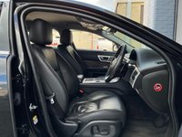 USED 2015 64 JAGUAR XF 2.2 D LUXURY 4d 163 BHP 
