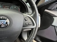 USED 2015 64 JAGUAR XF 2.2 D LUXURY 4d 163 BHP 