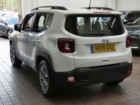 USED 2019 19 JEEP RENEGADE 1.3 LIMITED 5d 148 BHP SAT NAV HEATED LEATHER PARKING SENSORS LOW MILEAGE 1 OWNER EXCELLENT SERVICE HISTORY 6 MONTHS GOLD WARRANTY