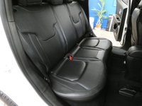 USED 2019 19 JEEP RENEGADE 1.3 LIMITED 5d 148 BHP SAT NAV HEATED LEATHER PARKING SENSORS LOW MILEAGE 1 OWNER EXCELLENT SERVICE HISTORY 6 MONTHS GOLD WARRANTY