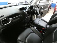 USED 2019 19 JEEP RENEGADE 1.3 LIMITED 5d 148 BHP SAT NAV HEATED LEATHER PARKING SENSORS LOW MILEAGE 1 OWNER EXCELLENT SERVICE HISTORY 6 MONTHS GOLD WARRANTY