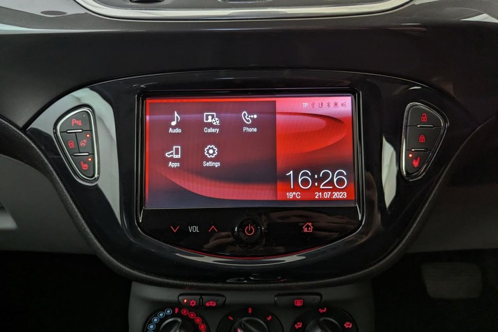 USED 2015 15 VAUXHALL CORSA 1.4 SE 3d AUTO 