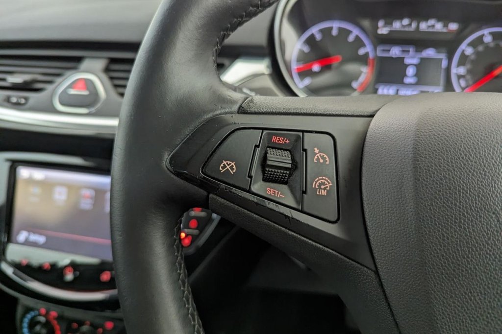 USED 2015 15 VAUXHALL CORSA 1.4 SE 3d AUTO 