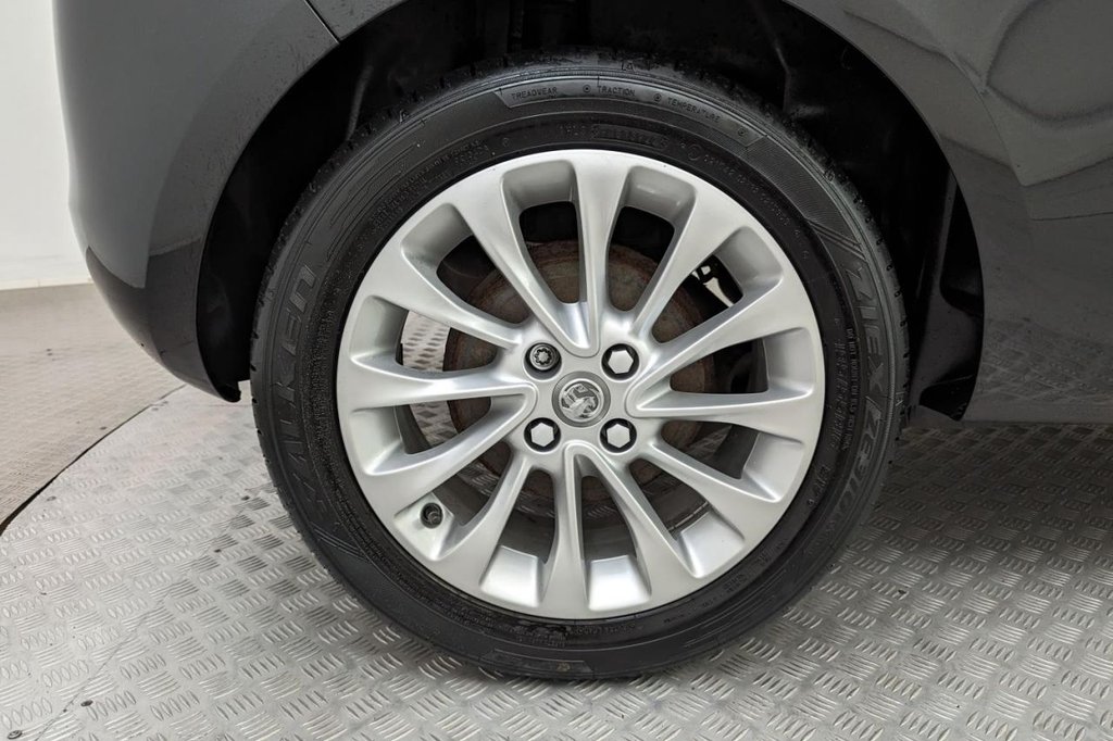 USED 2015 15 VAUXHALL CORSA 1.4 SE 3d AUTO 